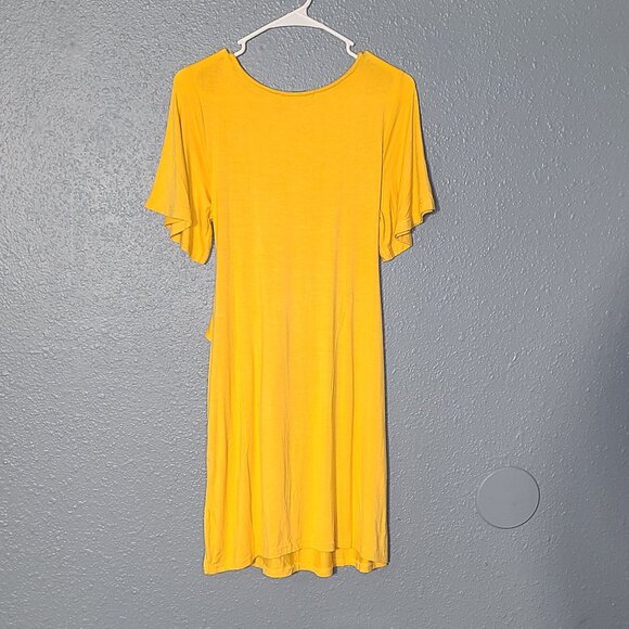 Short sleeve yellow dress - Picture 2 of 6